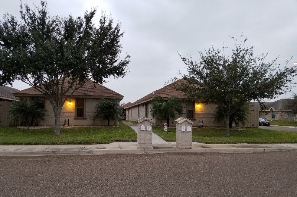 617 DFW Dr in Edinburg, TX - Building Photo