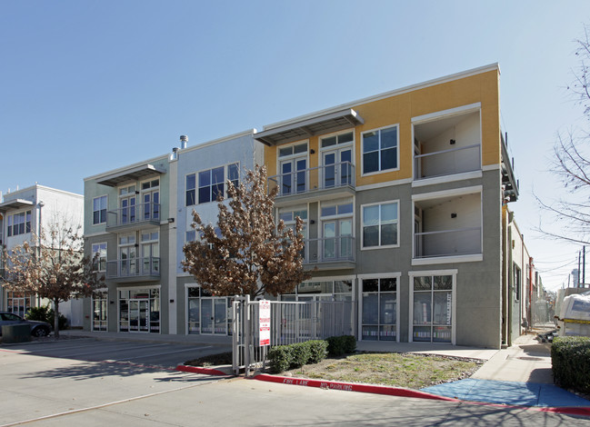 Trinity Loft in Dallas, TX - Building Photo - Primary Photo