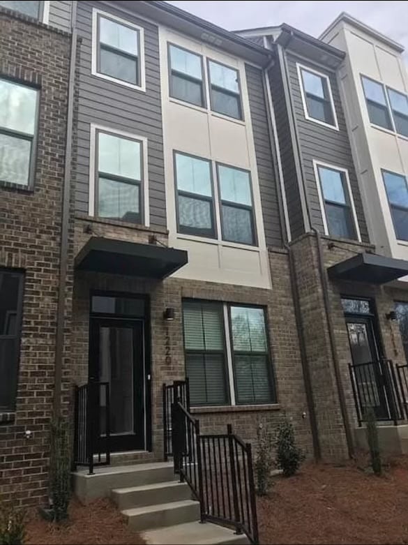 property at 1220 Gleason Wy