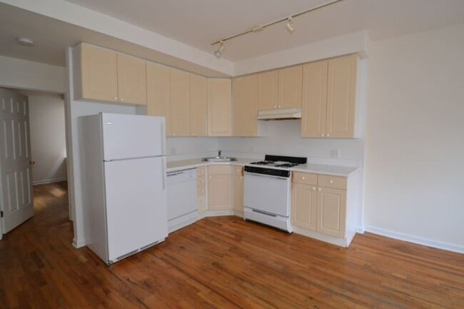 922 W Dakin St in Chicago, IL - Foto de edificio - Building Photo