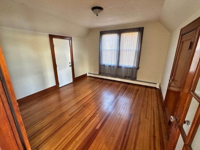 259 Clover St, Unit 259 Clover St in Stratford, CT - Building Photo - Building Photo