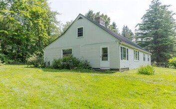 51 Prospect Hill Rd in Walpole, NH - Building Photo - Building Photo