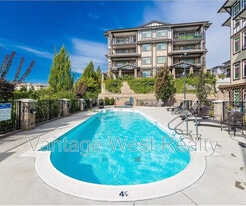 3843-3843 Brown Rd in West Kelowna, BC - Building Photo