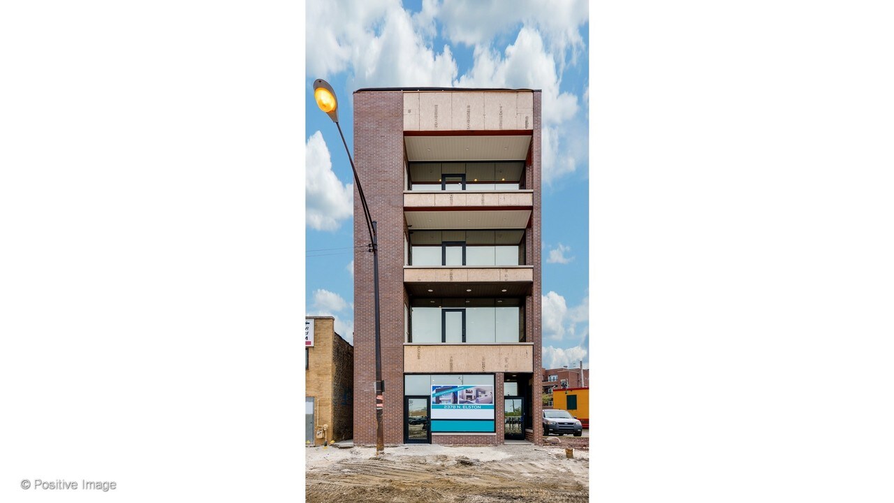 2378 N Elston Ave in Chicago, IL - Building Photo