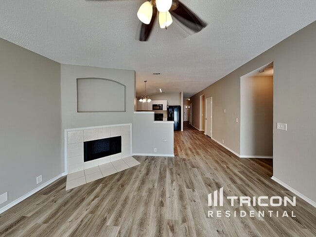 232 Tulane Dr in Glenn Heights, TX - Building Photo - Building Photo