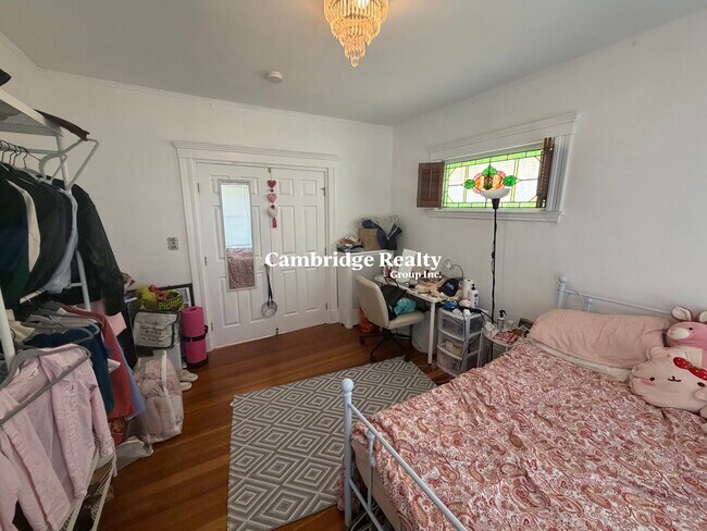 100 W Adams St, Unit 100