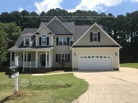 700 Winding Oak Way in Clayton, NC - Building Photo