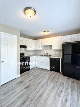 1300 Chucker Dr in Clarksville, TN - Building Photo - Building Photo