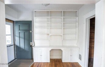 2 Woodrow Ct in Troy, NY - Building Photo - Building Photo