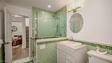 3123 SE 22nd Pl in Cape Coral, FL - Building Photo - Building Photo