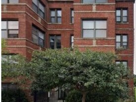 5900 S King Dr in Chicago, IL - Building Photo