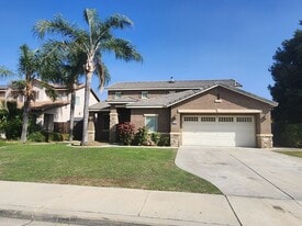 10403 Coconut Grove Ct in Bakersfield, CA - Building Photo