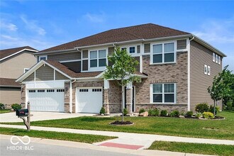 1012 Parker Ln in Westfield, IN - Building Photo - Building Photo