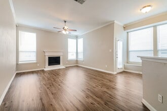 1042 Devonshire Dr in Providence Village, TX - Building Photo - Building Photo