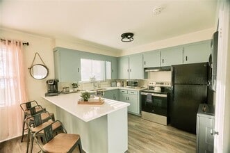 7408 Scenic Dr in Lone Oak, TX - Building Photo - Building Photo