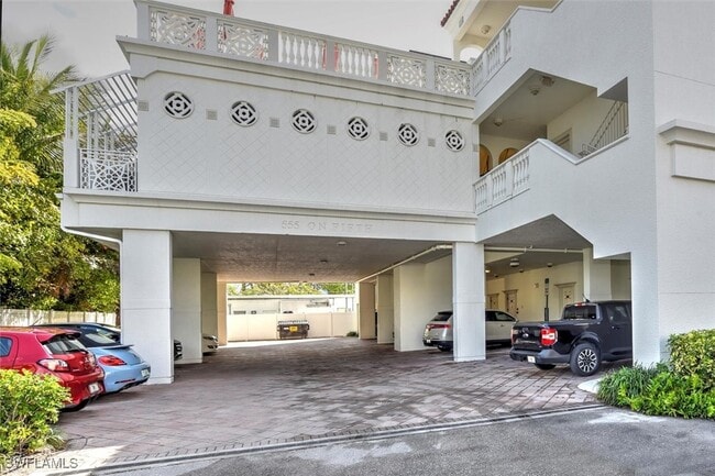 property at 555 5th Ave S