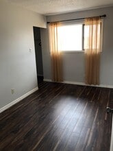 5202 43rd St NE in Chetwynd, BC - Building Photo - Building Photo