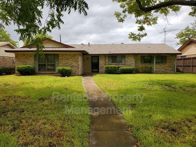 property at 3017 Abston Dr