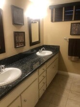 2409 E Curtis Ct, Unit Condo in Glendora, CA - Building Photo - Building Photo