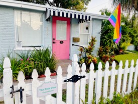 835 NE 21st Dr, Unit A in Wilton Manors, FL - Building Photo