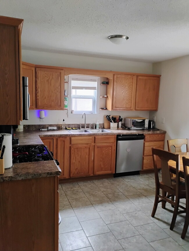 property at 2152 St Anthony Ave