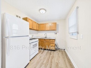 6104 E 152 Terrace in Grandview, MO - Building Photo - Building Photo