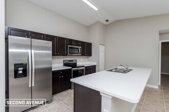 1135 Tarleton St SE in Palm Bay, FL - Building Photo - Building Photo