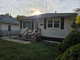 2153 S 12th St in Springfield, IL - Building Photo