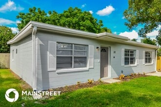 112 Mayfair Cir in Sanford, FL - Foto de edificio - Building Photo