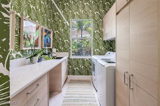 4129 Willowhead Way in Naples, FL - Building Photo - Building Photo