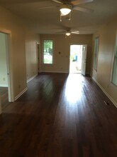 3206 Woodbine Ave in Cleveland, OH - Foto de edificio - Building Photo