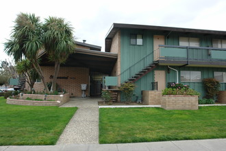 Stonewood in San Jose, CA - Foto de edificio - Building Photo