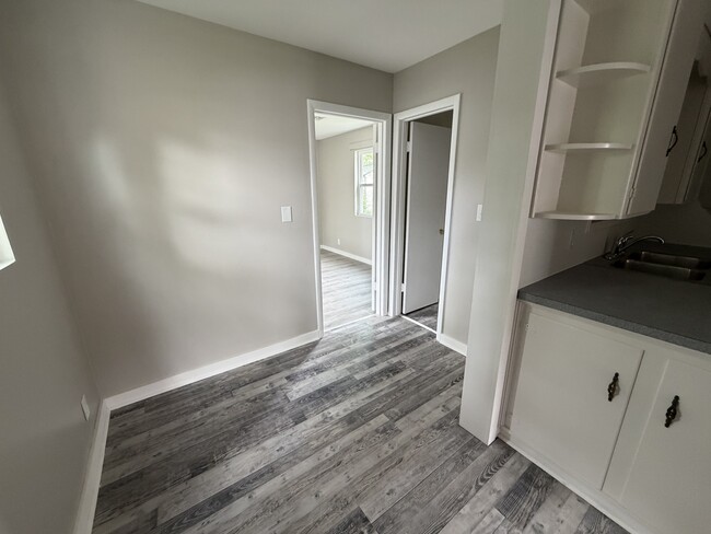 1904 Home Cir in Coffeyville, KS - Building Photo - Building Photo