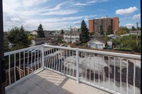 International Ave Apartments in Calgary, AB - Building Photo - Building Photo