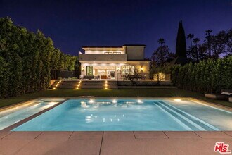 14273 Greenleaf St in Los Angeles, CA - Building Photo - Building Photo