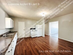 517 Harrison Ave-Unit -Apt B in Lancaster, OH - Building Photo - Building Photo