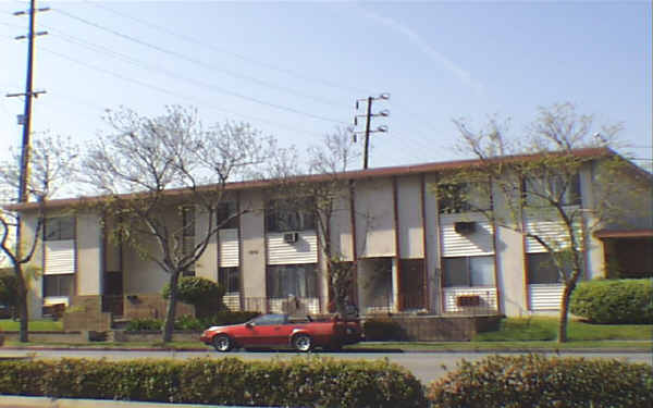 3700 Rosemead Blvd in Rosemead, CA - Building Photo