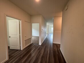 10341 Castle Lyons Ln in Crowley, TX - Building Photo - Building Photo