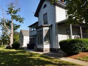 6 Unit Mixed Use Building-North End Nashua in Nashua, NH - Foto de edificio - Other