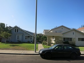 22-26 E Colorado Blvd in Arcadia, CA - Foto de edificio - Building Photo