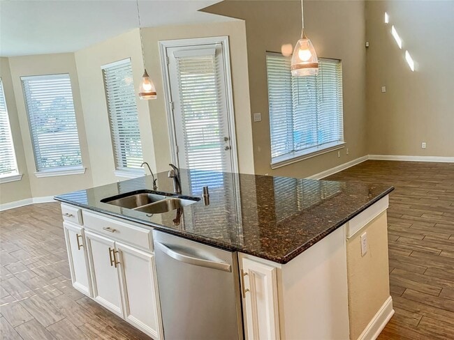 property at 3614 Bonnie Bend Dr