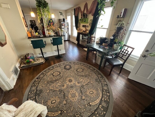 property at 506 E Locust St