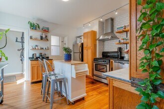 77 Columbus Ave in Somerville, MA - Building Photo - Building Photo