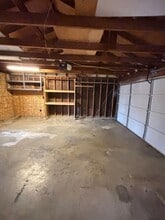 705 Roselyn Dr in Rantoul, IL - Building Photo - Building Photo