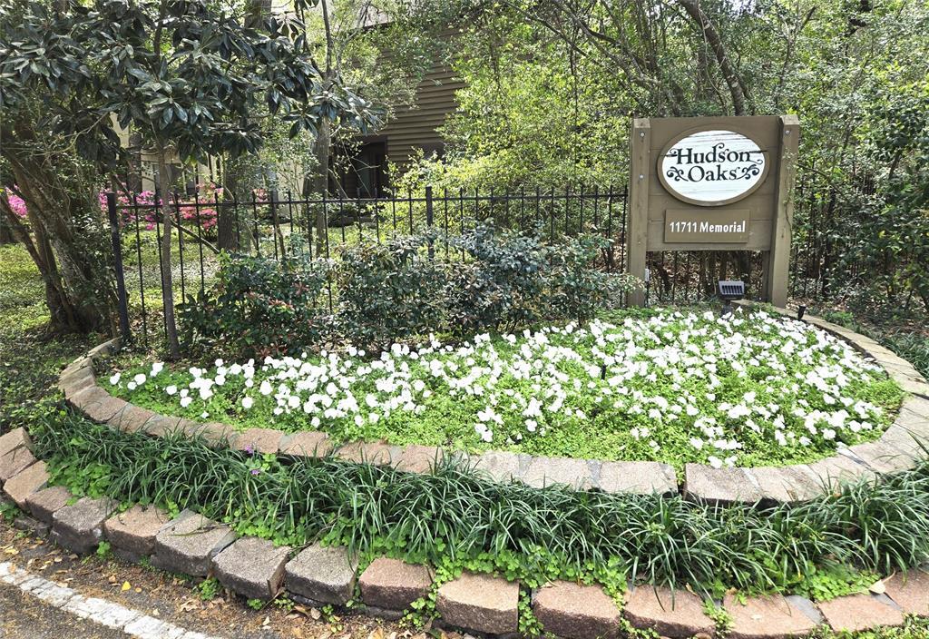 11711 Memorial Dr in Houston, TX - Building Photo