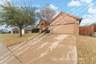 400 Hidden Lake Ct in Burleson, TX - Building Photo - Building Photo