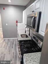 883 N Preston St in Philadelphia, PA - Building Photo - Building Photo