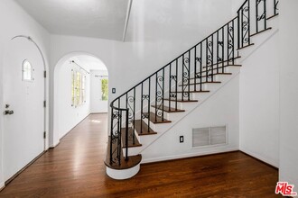 1539 Ensley Ave in Los Angeles, CA - Building Photo - Building Photo