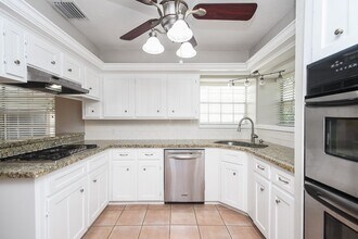 1006 White Sands Rd in Katy, TX - Foto de edificio - Building Photo