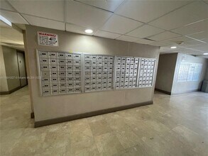 1805 Sans Souci Blvd in North Miami, FL - Building Photo - Building Photo